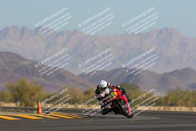 media/Nov-06-2022-SoCal Trackdays (Sun) [[208d2ccc26]]/Turn 14 (930am)/